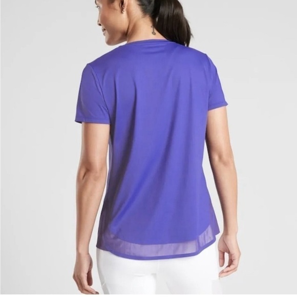 NWOT Athleta CADENCE TEE Paradise Blue workout shirt size XXS RATED UPF 50+ - Picture 2 of 8